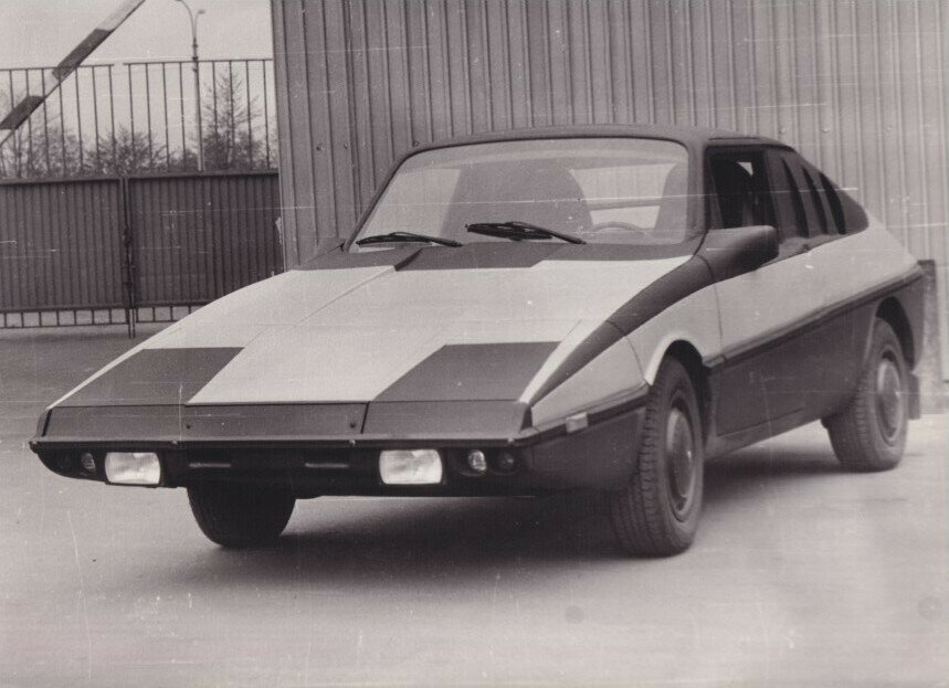 Машина кота Леопольда: знайдено унікальний саморобний спорткар на агрегатах &quot;Запорожця&quot; і ВАЗ-2108