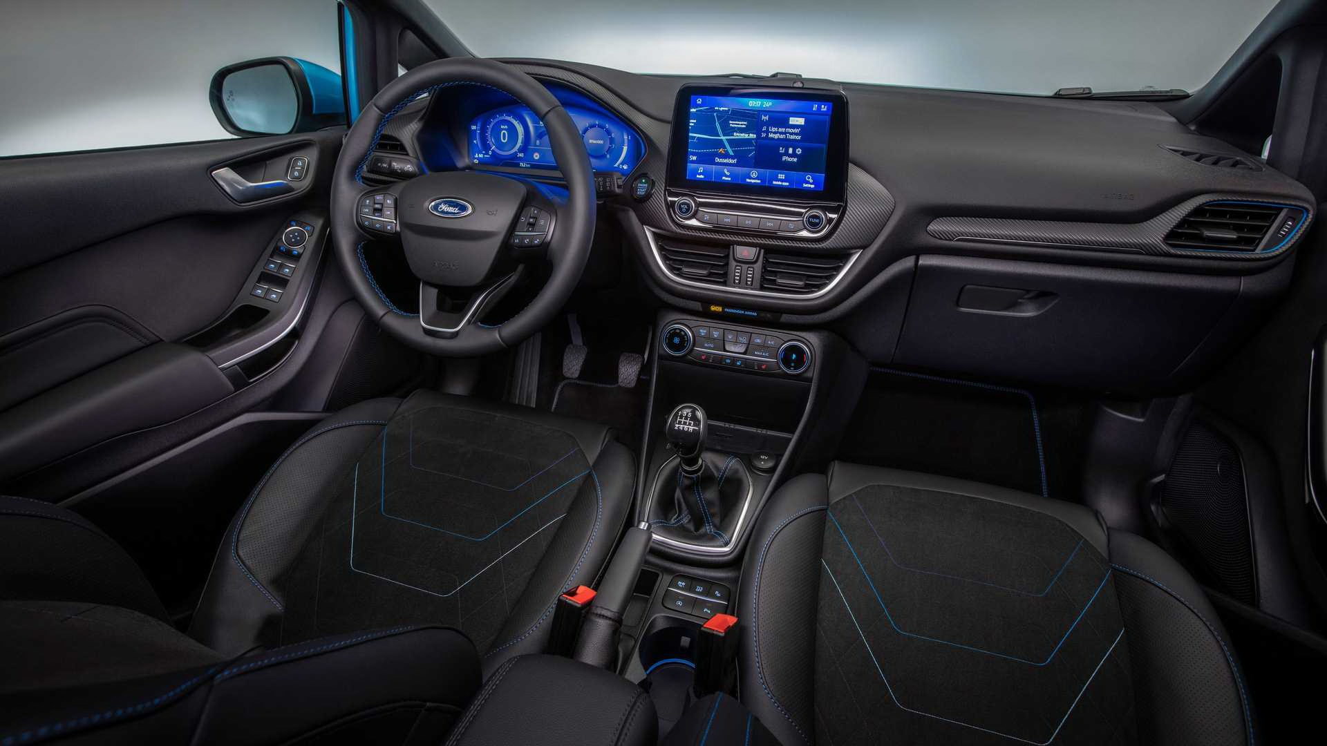 Ford Fiesta  Матричные фары и виртуальная приборка: Ford обновил популярный хэтчбек Fiesta