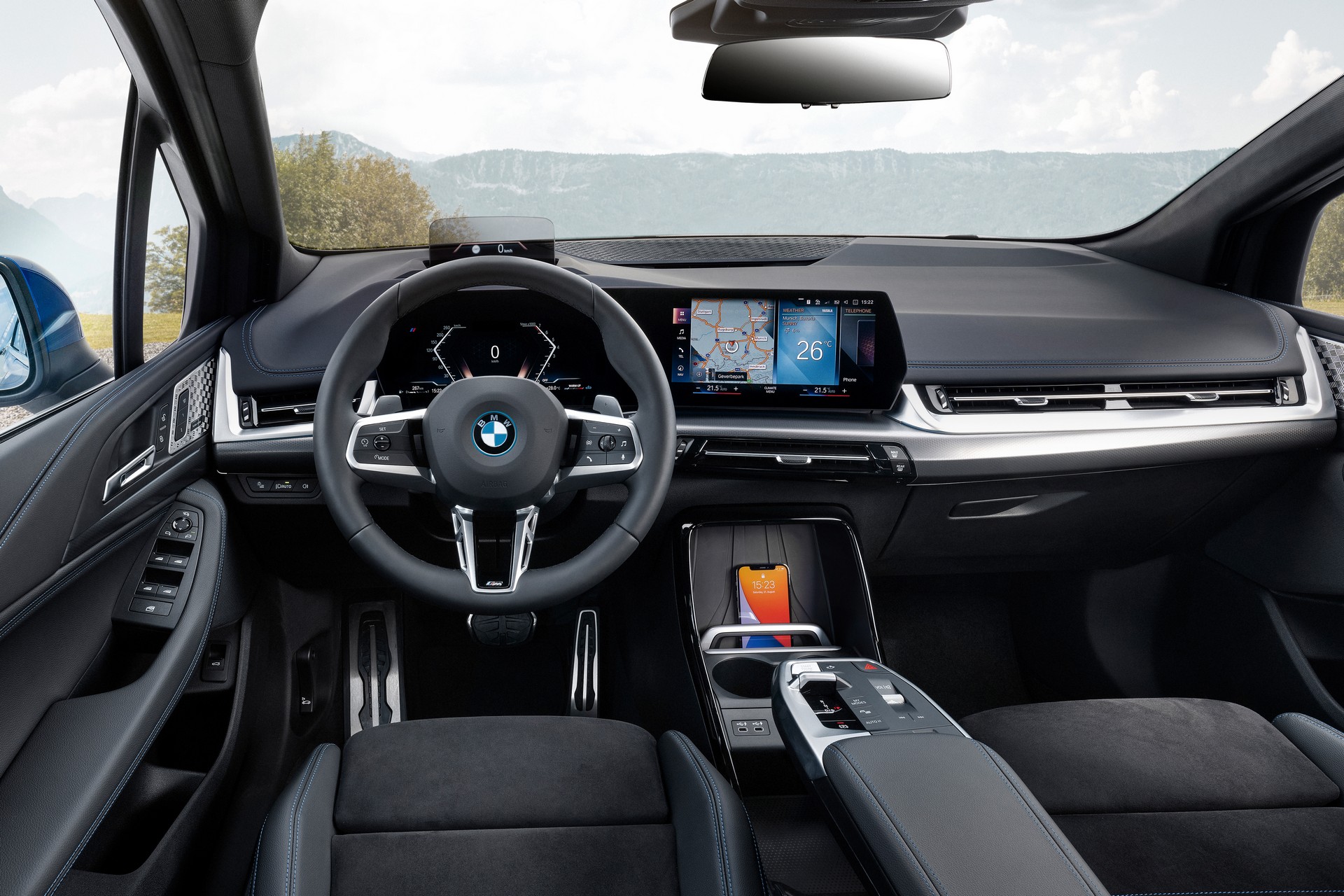 Самый необычный BMW: дебютировал компактвэн 2-Series Active Tourer второго поколения