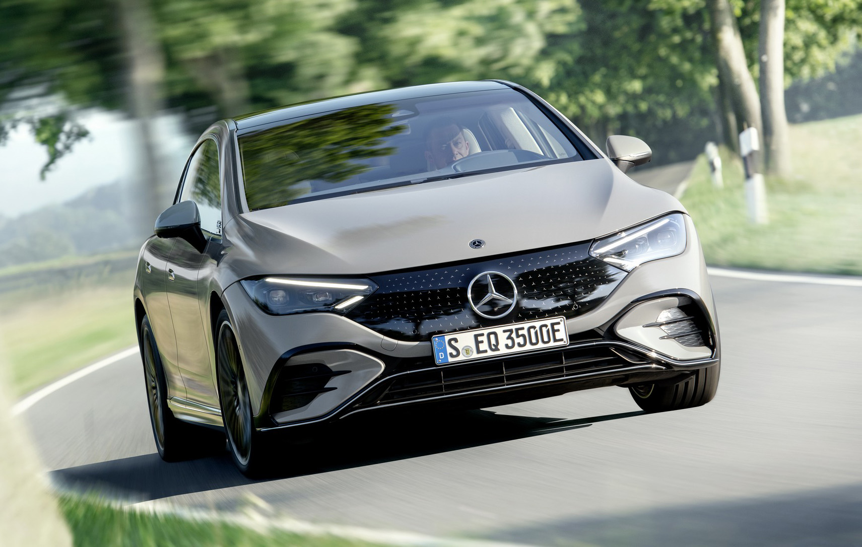 Mercedes-Benz урежет маржу своих дилеров, чтобы профинансировать переход на электромобили