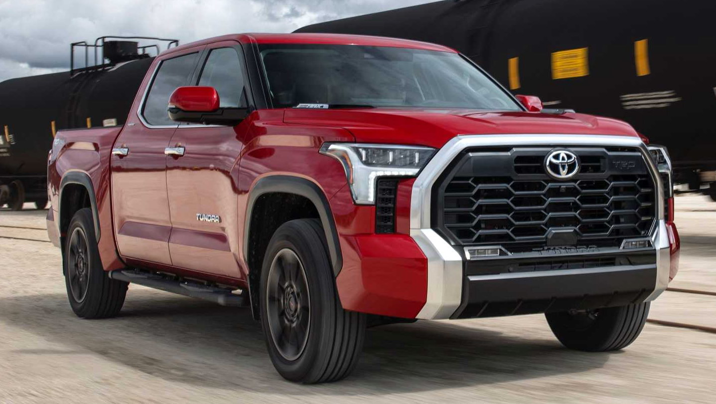 Обіцяного 3 роки чекають: до 2025 року всі моделі Toyota отримають новітню мультимедійну систему