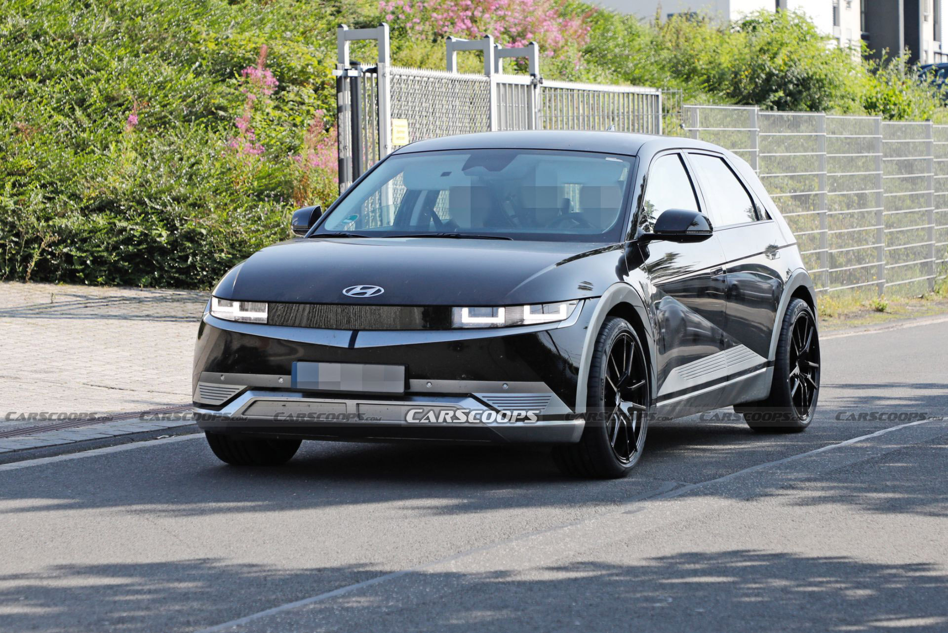 На тестах помічена &quot;заряджена&quot; версія електрокара Hyundai Ioniq 5