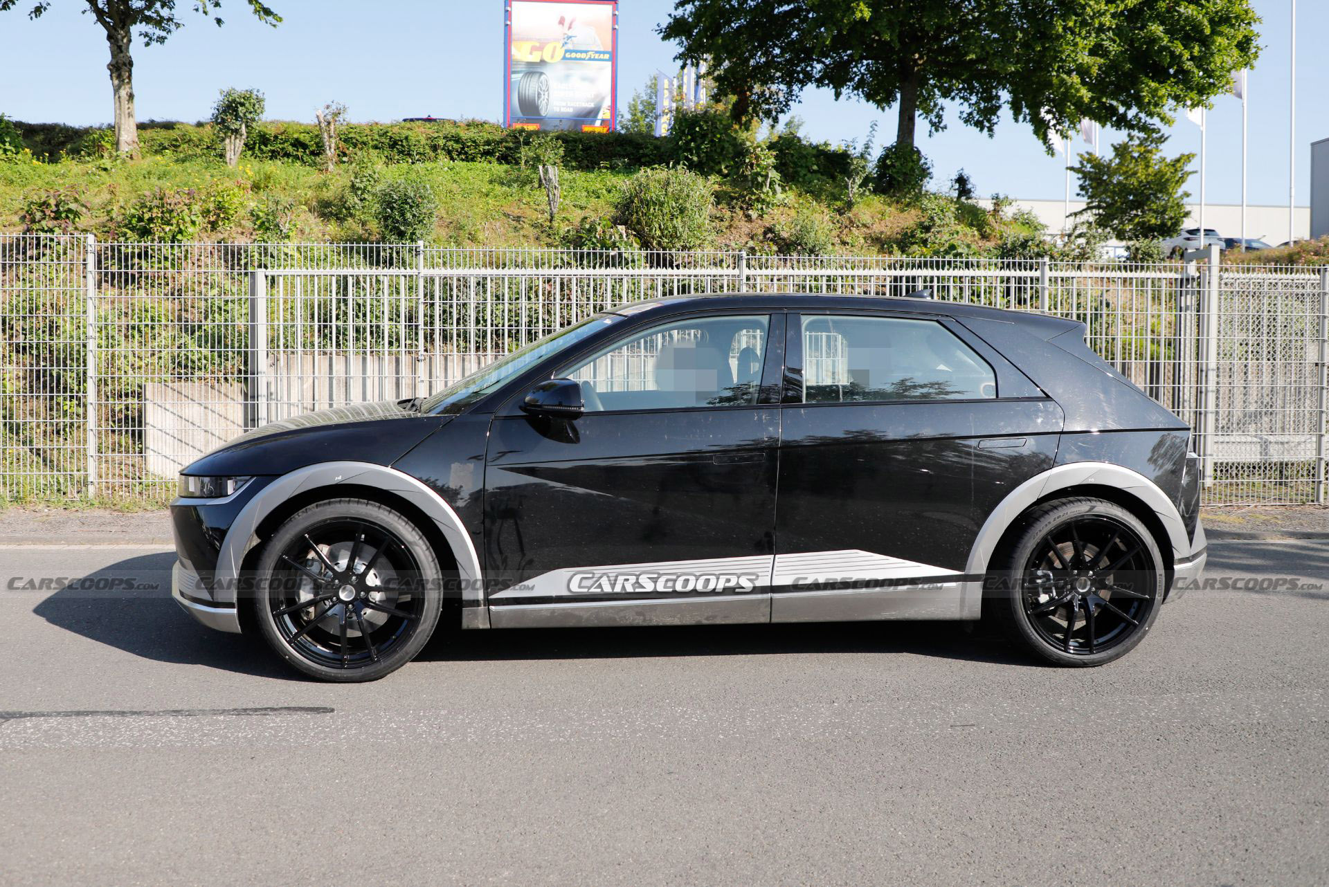 На тестах помічена &quot;заряджена&quot; версія електрокара Hyundai Ioniq 5