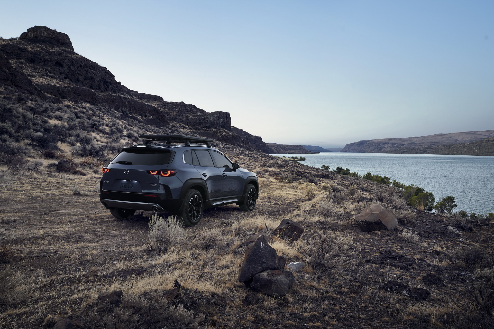 Для бездоріжжя і не для всіх ринків: представлений новий кросовер Mazda CX-50
