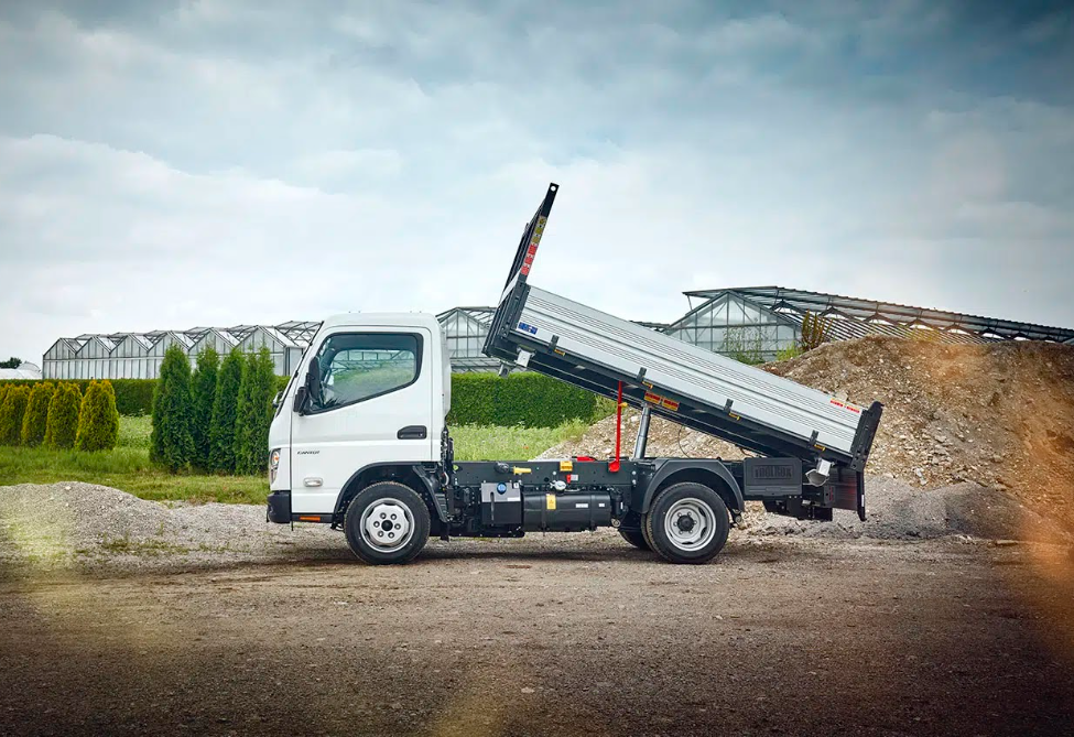 В Україні стартували продажі авто нового бренду FUSO: фото та характеристики