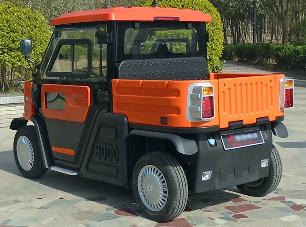 По цене двух Айфонов: на маркетплейсе Alibaba продают дешевые электрические пикапы