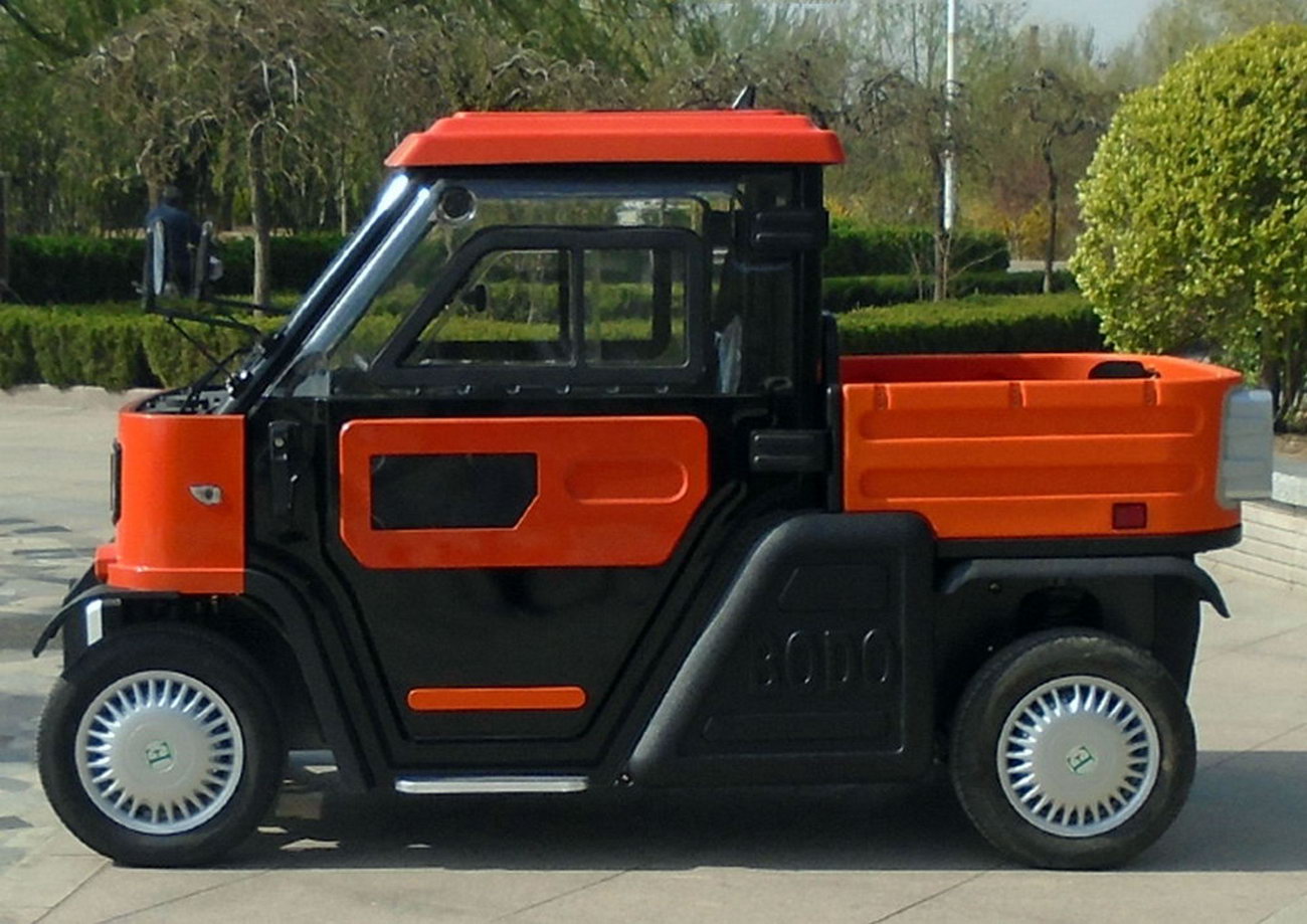 По цене двух Айфонов: на маркетплейсе Alibaba продают дешевые электрические пикапы