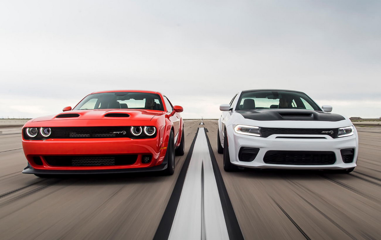 Жечь автомобильные шины за 150 тысяч долларов в год: Dodge предлагает работу мечты