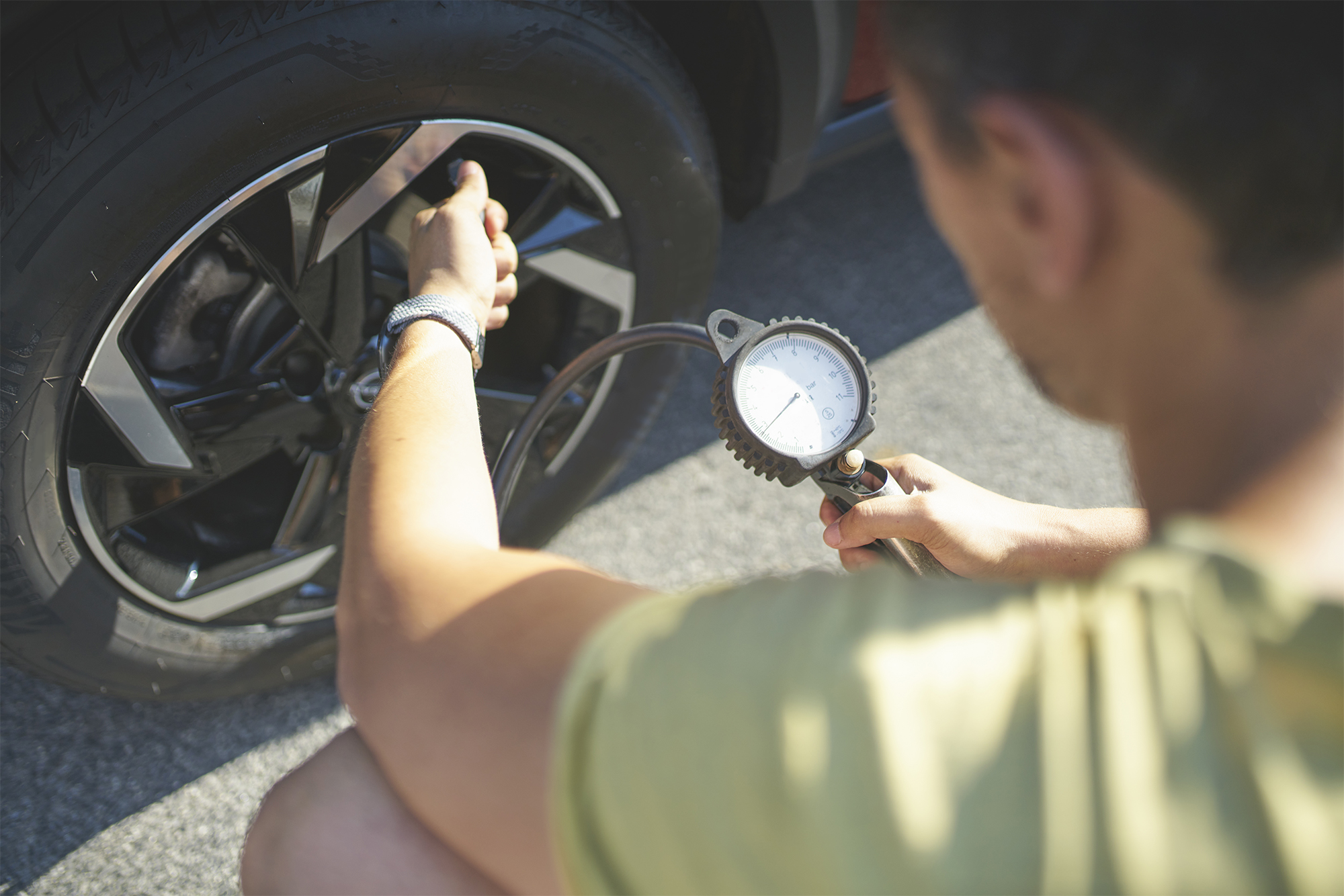 Чому авто "жере" багато пального: 5 причин, які варто знати кожному водію