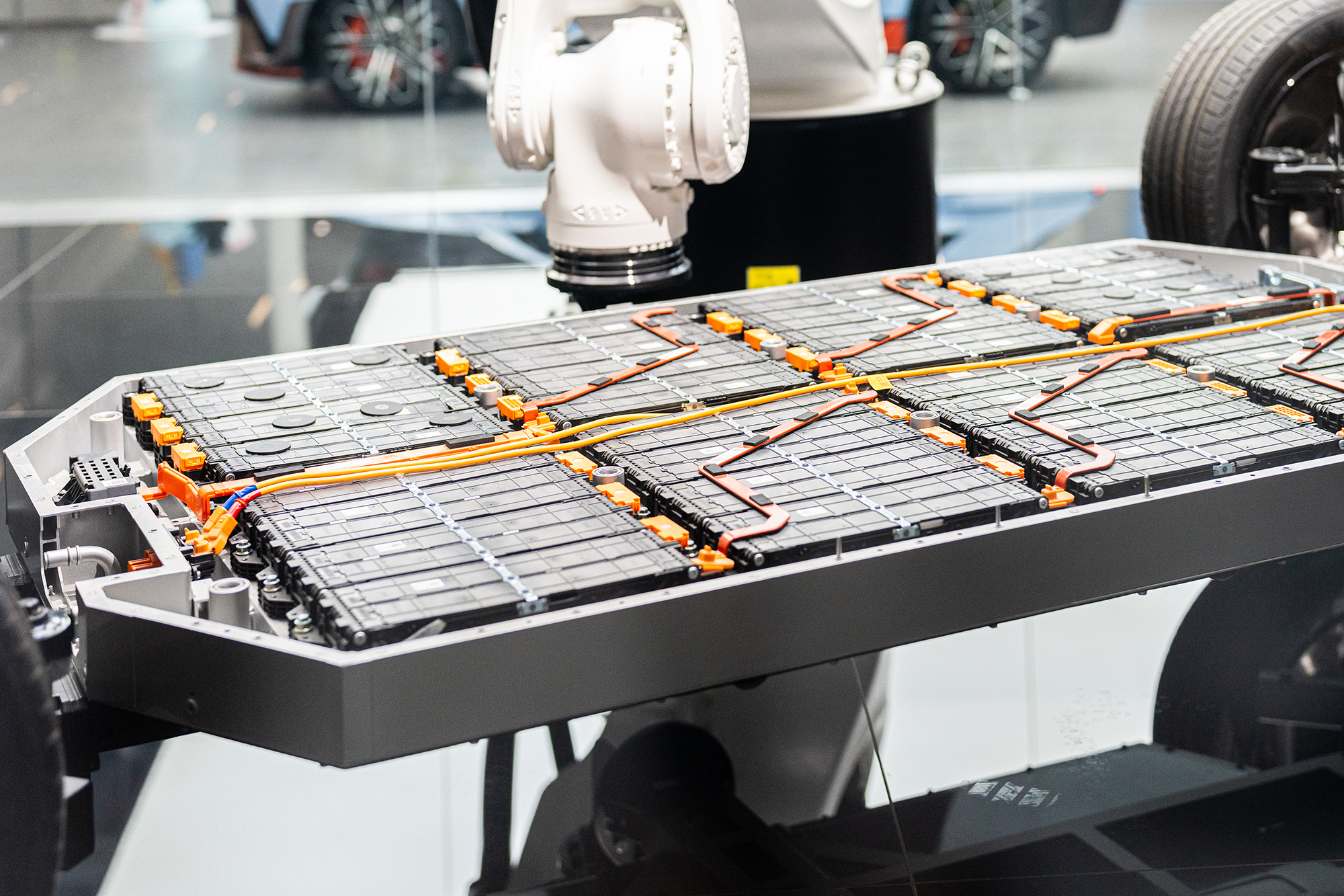 Експерт сказав, скільки реально &quot;живе&quot; батарея електромобіля