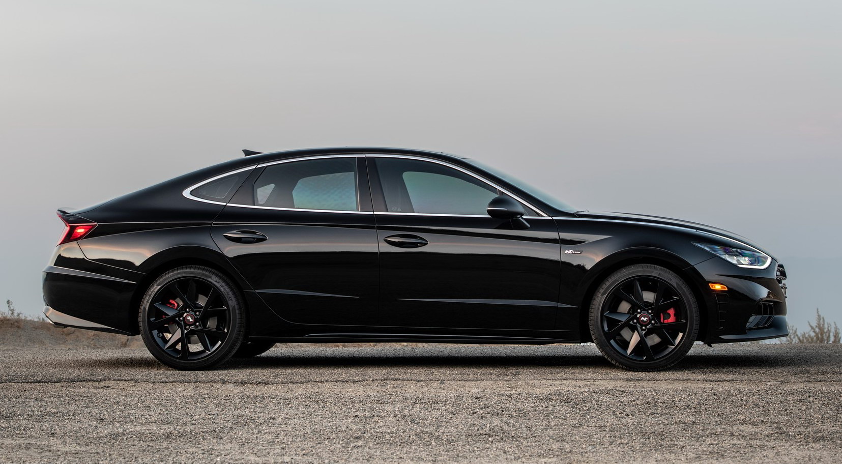 Чорніше ночі: Hyundai Sonata отримала ексклюзивну версію Night Edition