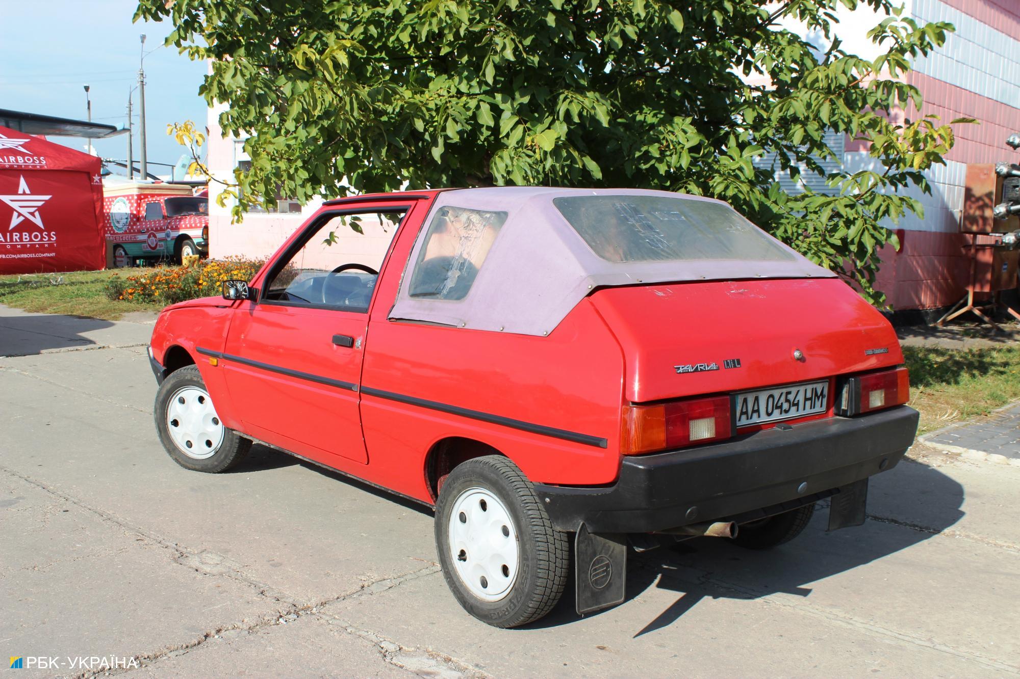 ТОП-3 самых необычных украинских автомобиля, которые покажут на фестивале Old Car Land в Киеве
