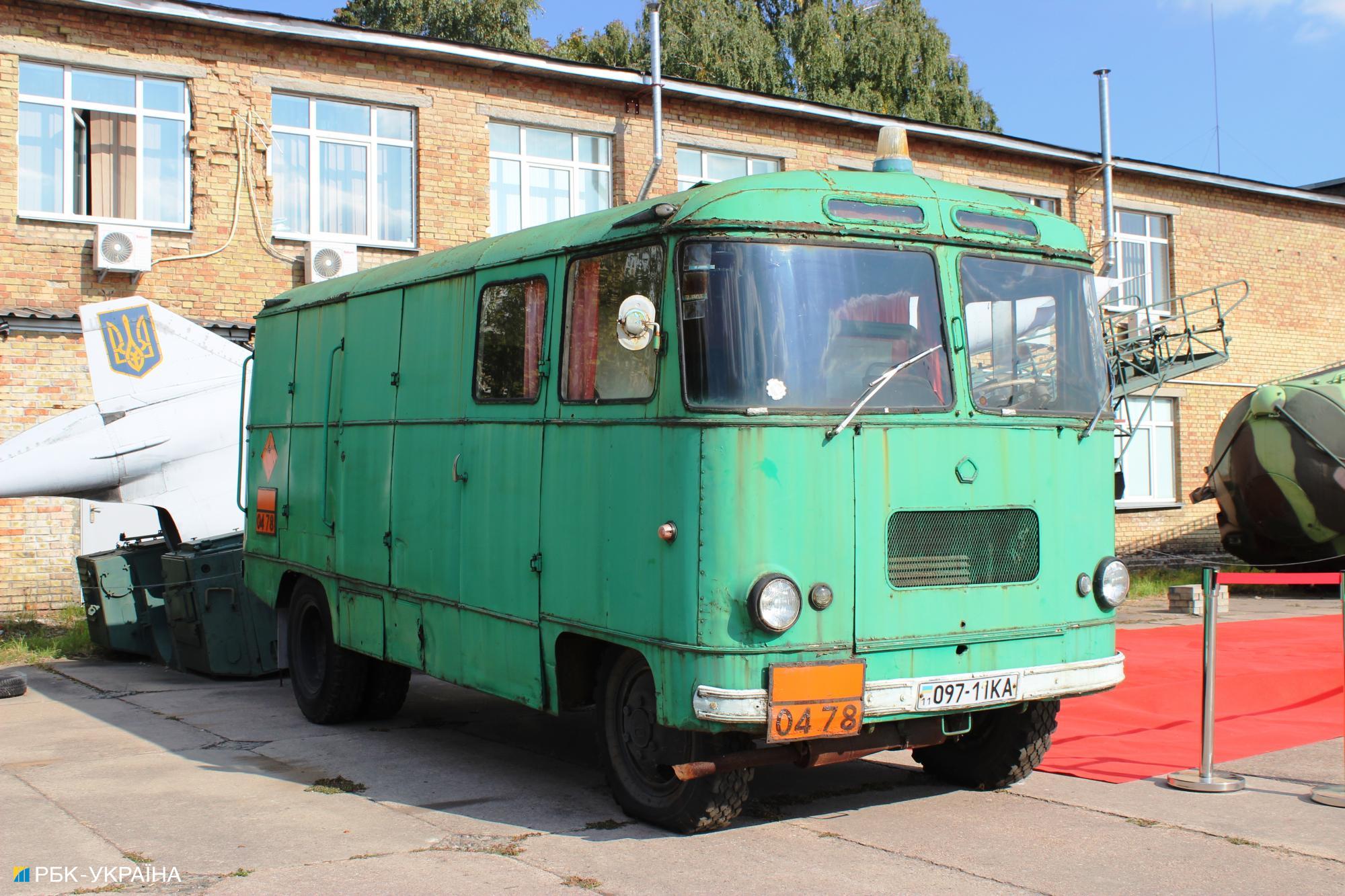 ТОП-3 самых необычных украинских автомобиля, которые покажут на фестивале Old Car Land в Киеве