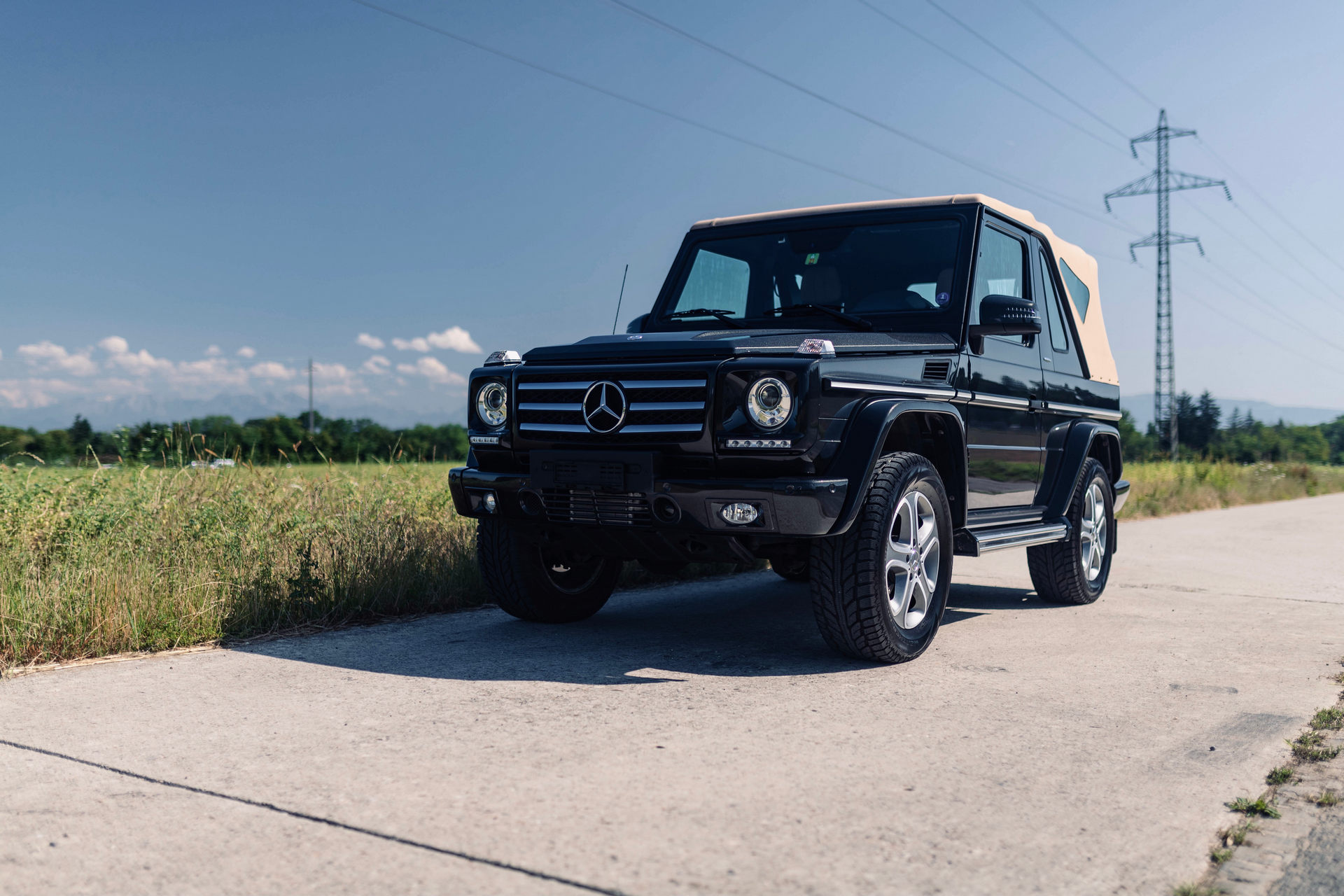 Mercedes-Benz G500 Cabriolet Final Edition "Кубик" без крыши: редчайший кабриолет Mercedes-Benz G-Class с пробегом 5 тысяч км уходит с молотка