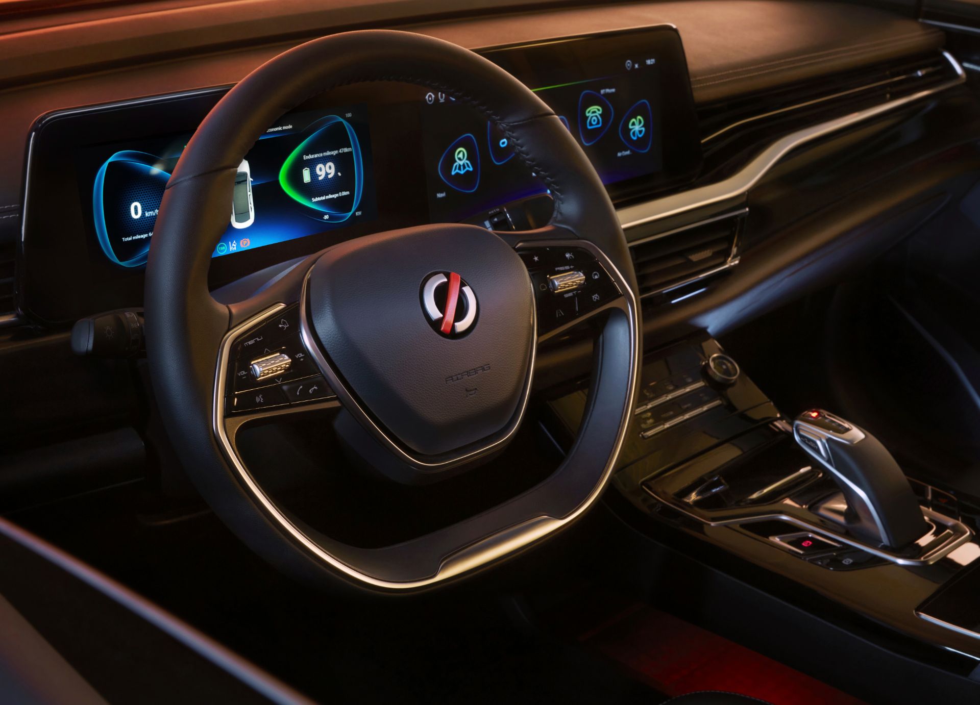 Компанія Renault представила електричний седан Mobilize Limo для таксі