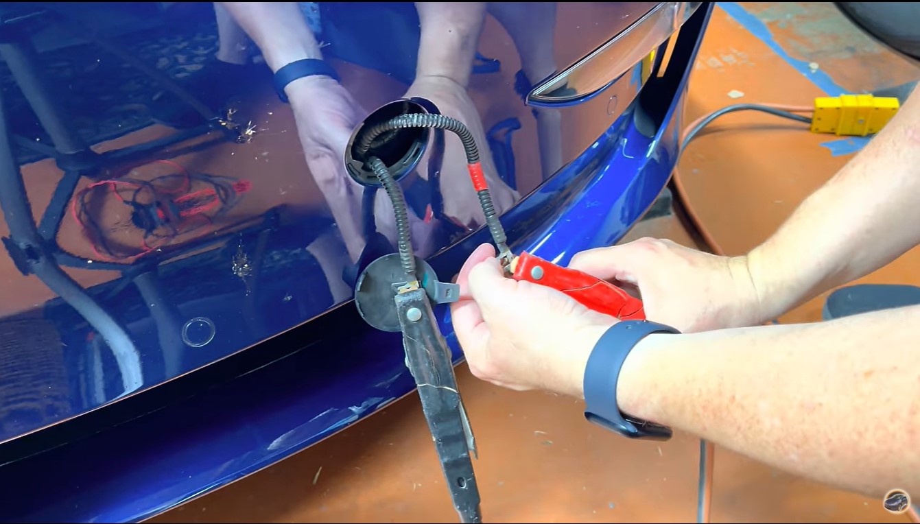 Как разморозить Tesla за несколько минут: проверенные лайфхаки