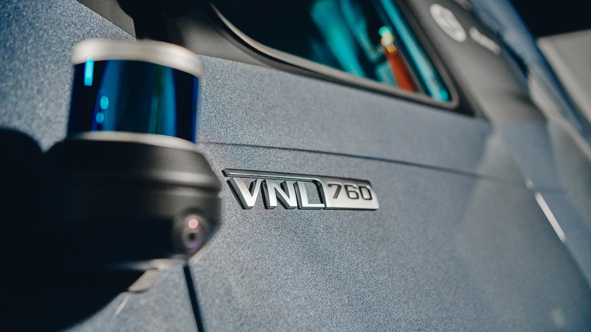 Volvo запускає на дороги США безпілотну вантажівку