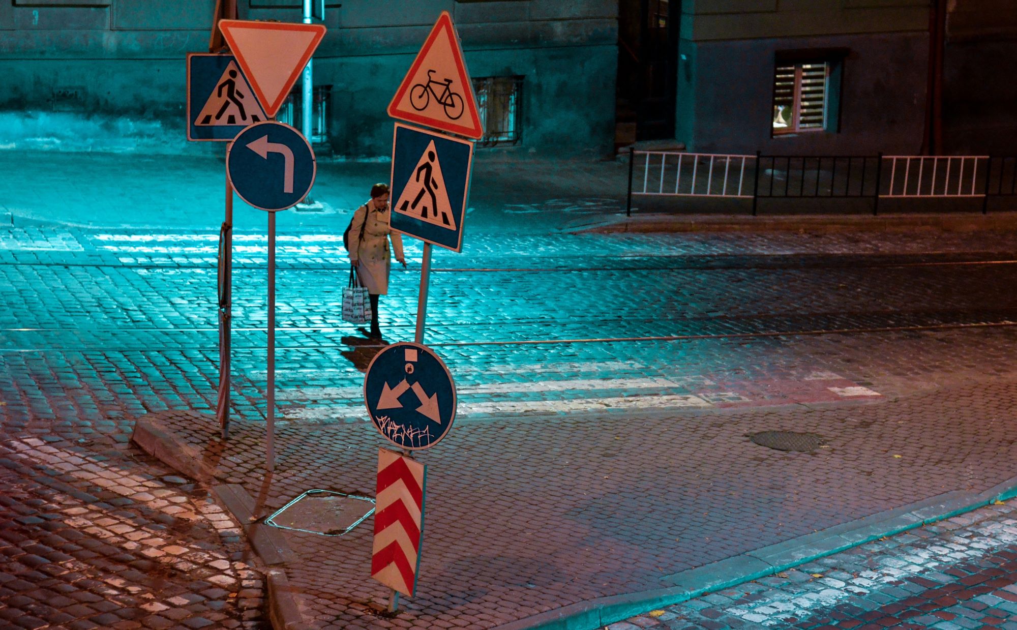 Запомните все знаки ПДД за 1 минуту: секретная техника для водителей