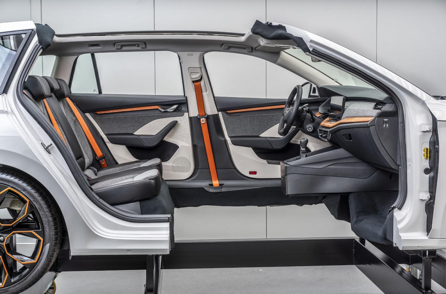 Украинским аграриям на заметку: Skoda Octavia получила салон из сахарной свеклы