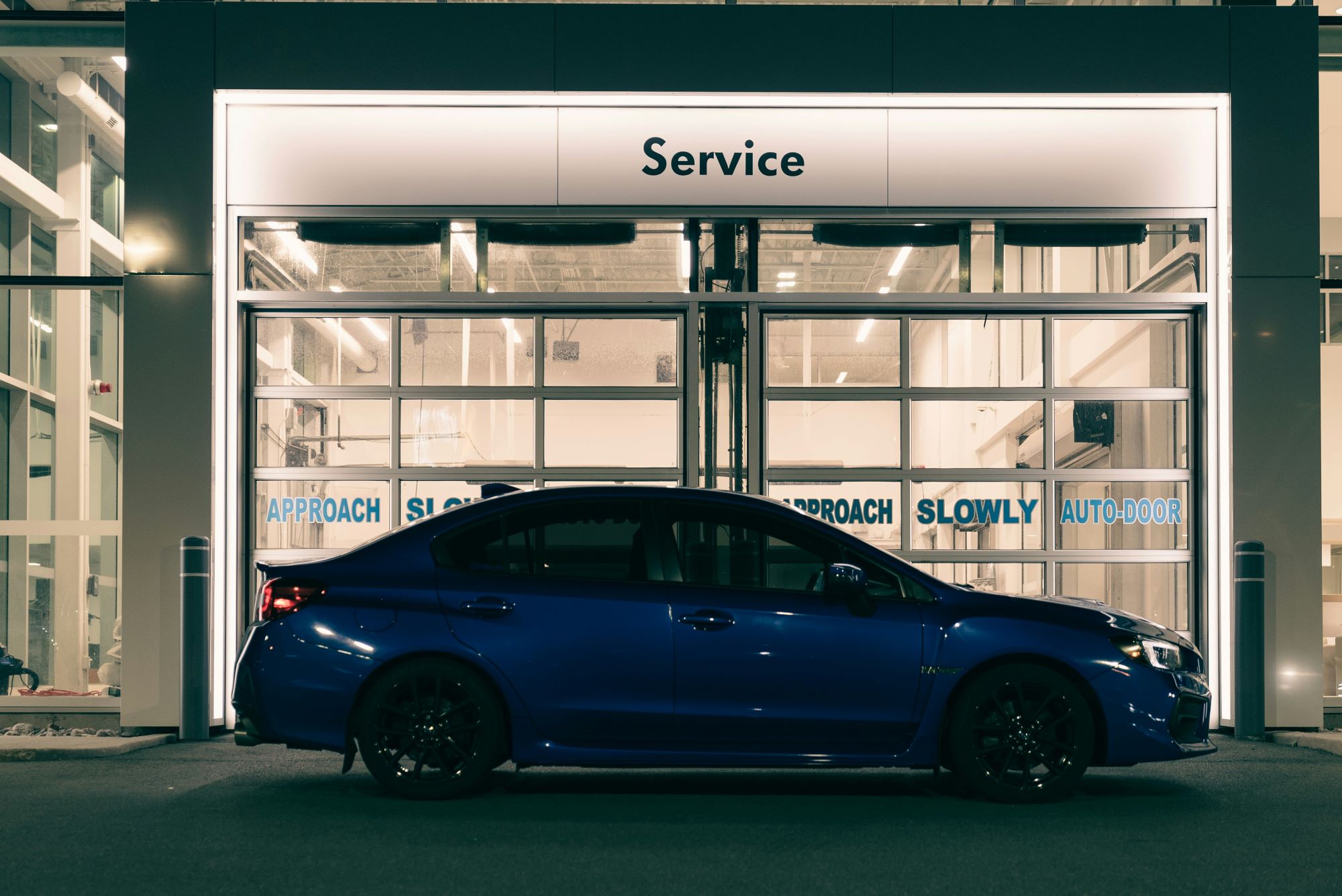 Новий автомобіль: де краще купувати - в салоні чи в інтернеті?