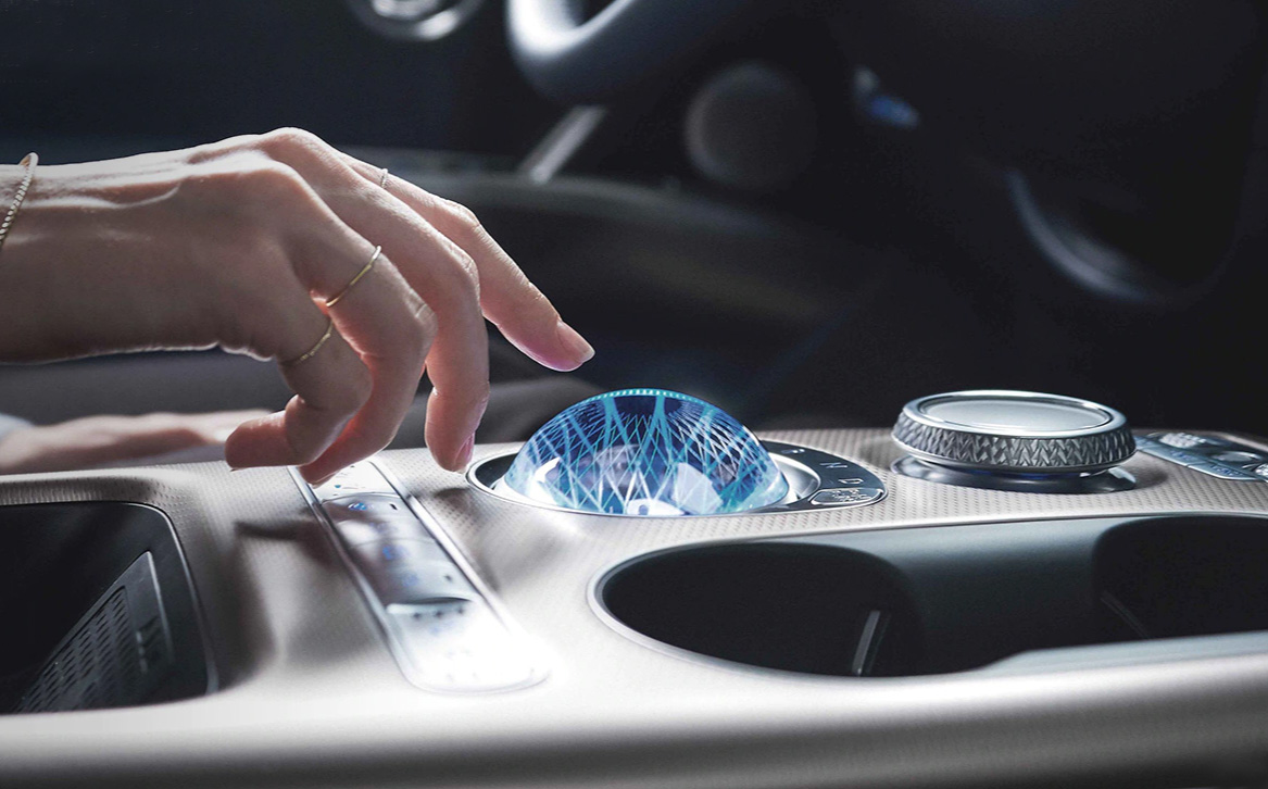 Hyundai повністю розсекретила електричний кросовер Genesis із зарядкою за 18 хвилин