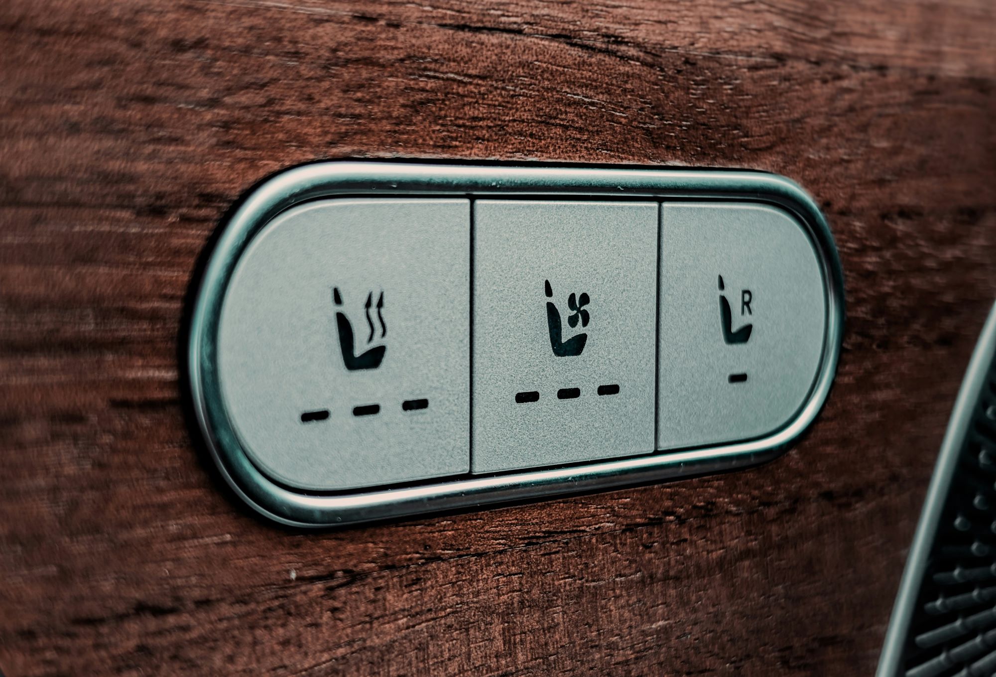 Переоцінені функції в сучасних авто: експерт назвав головні &quot;маркетингові фішки&quot;