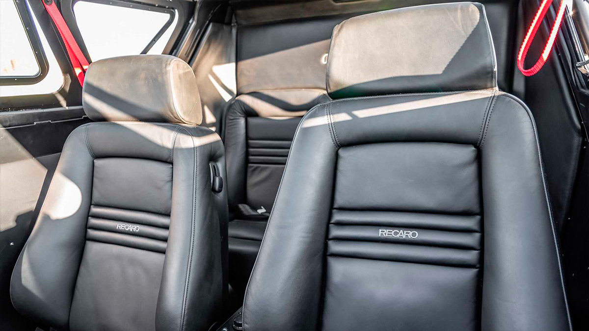 Персональный танк: на продажу выставлен 800-сильный гусеничный вездеход за 575 тысяч долларов