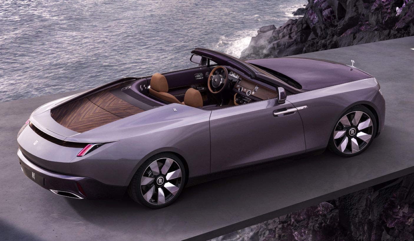 Авто дорожче за літаки: як виглядає найдорожча машина у світі