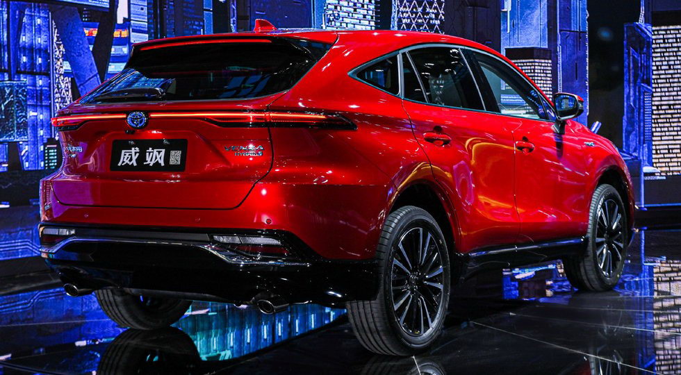 В стиле спорткара Supra: представлена новая Toyota Venza